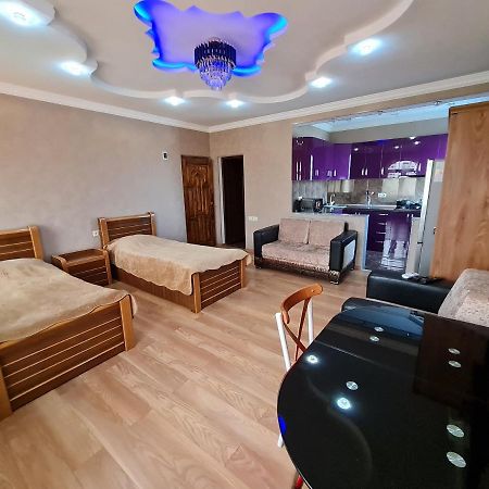Gricko Hotel Тбилиси Екстериор снимка