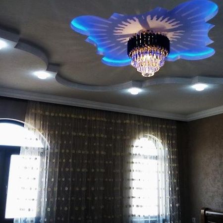 Gricko Hotel Тбилиси Екстериор снимка