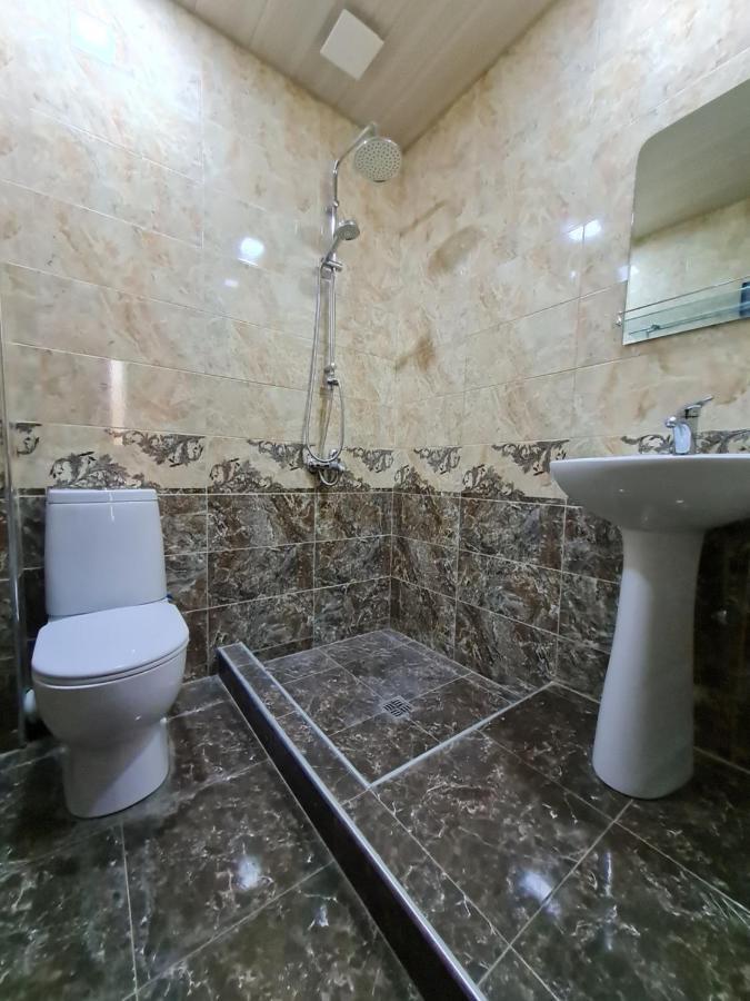 Gricko Hotel Тбилиси Екстериор снимка