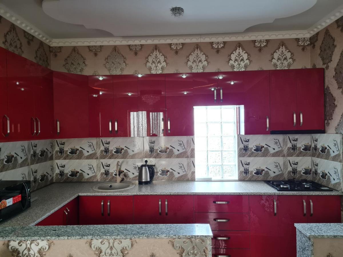 Gricko Hotel Тбилиси Екстериор снимка