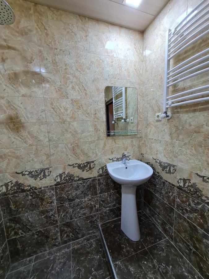 Gricko Hotel Тбилиси Екстериор снимка