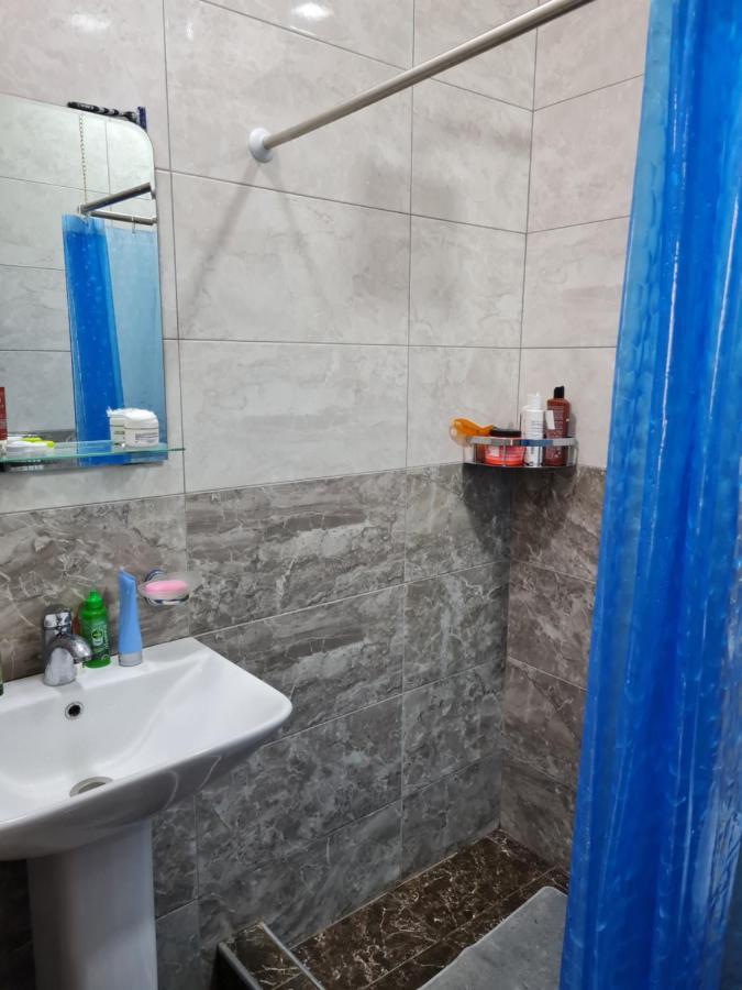 Gricko Hotel Тбилиси Екстериор снимка