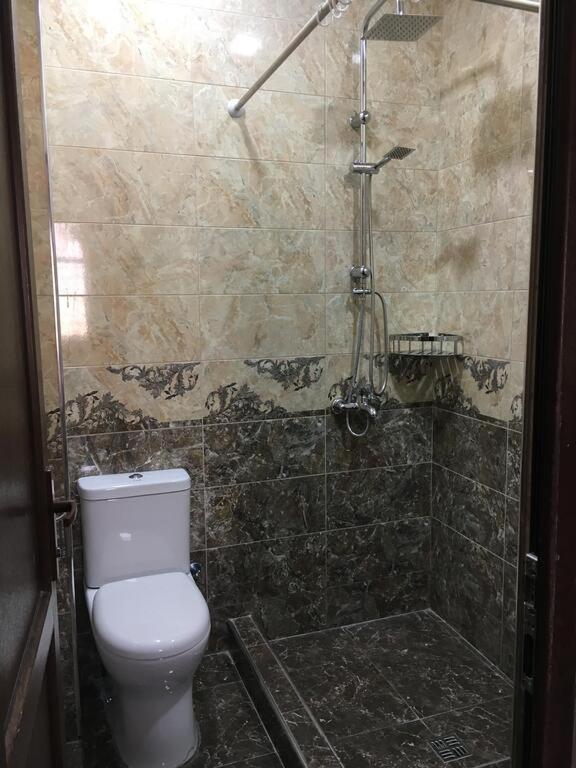 Gricko Hotel Тбилиси Екстериор снимка